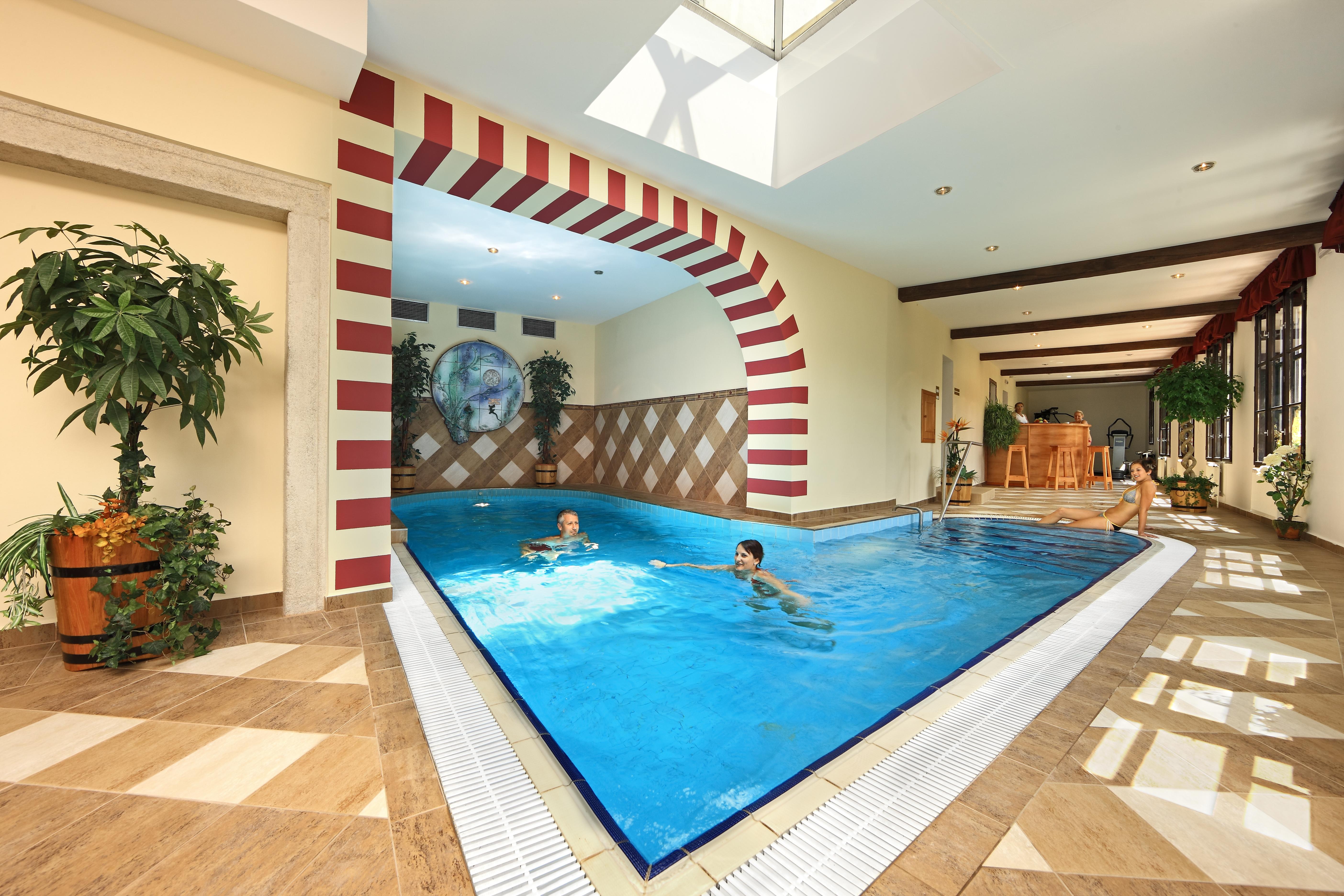 Hotel Ruze Чешки Крумлов Екстериор снимка Swimming pool