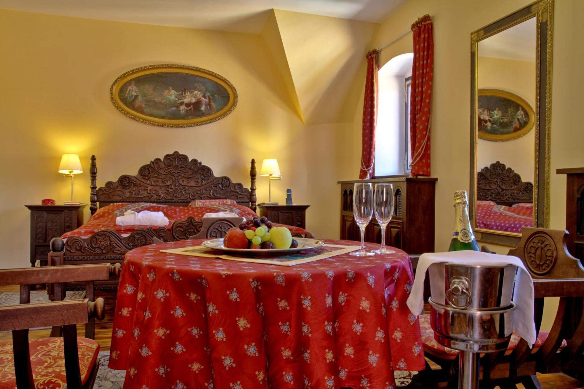 Hotel Ruze Чешки Крумлов Екстериор снимка A room at the hotel